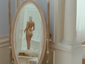 Laura Chiatti nude - Another Woman's Face (Il volto di un'altra) (2012)