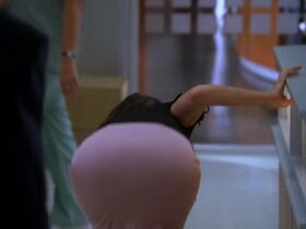 Lisa Edelstein sexy - House M.D. s04e08 (2007)