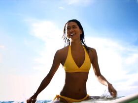 Grace Park sexy - Hawaii Five-0 s01e03,06 (2010)