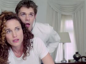 Andie MacDowell sexy, Anna Chancellor sexy - Crush (2001)