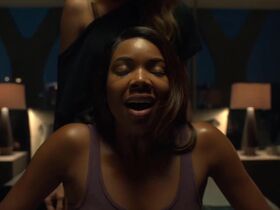 Gabrielle Union sexy, Sabina Gadecki sexy - L.A.'s Finest s01e03 (2009)