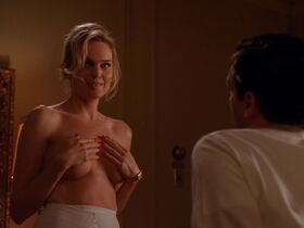 Sunny Mabrey sexy - Mad Men s03e01 (2009)