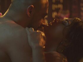 Karishma Tanna sexy, Richa Chadha sexy - Lahore Confidential (2021)