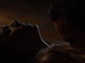 Elli Tringou nude - I Magissa s01e13 (2023)