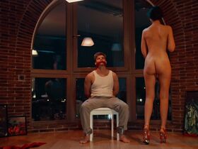 Sofia Prinz nude - Rassmeshi menya (2023)
