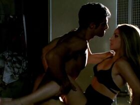 Ileana Davila sexy - Mujeres Infieles 2 (2003)