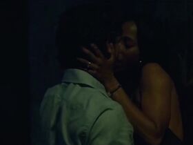 Zoe Saldana sexy - Blood Ties (2013)