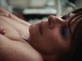 Denise Weinberg sexy – Greta (2019)