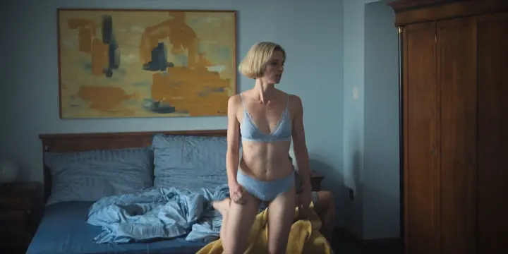 Svenja Jung sexy – SpyMaster s01e02 (2023)
