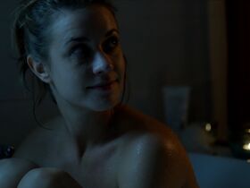 Sara Hjort Ditlevsen sexy – Heaven (2015)