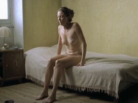 Valérie Blanchon nude – Le Coupeur d'eau (2004)