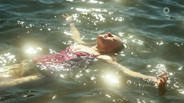 Maria Dragus sexy – Tod einer Kadettin (2017)