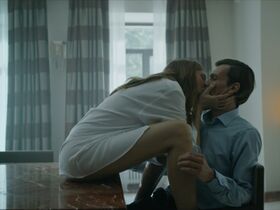 Lyubov Tolkalina sexy – Container s03e07 (2023)