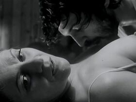 Nives Ivankovic nude - A Wonderful Night in Split (2004)