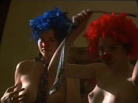 Sofía Gala nude, Romina Ricci nude - El resultado del amor (2007)