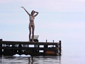 Paula Prentiss nude - Catch-22 (1970)