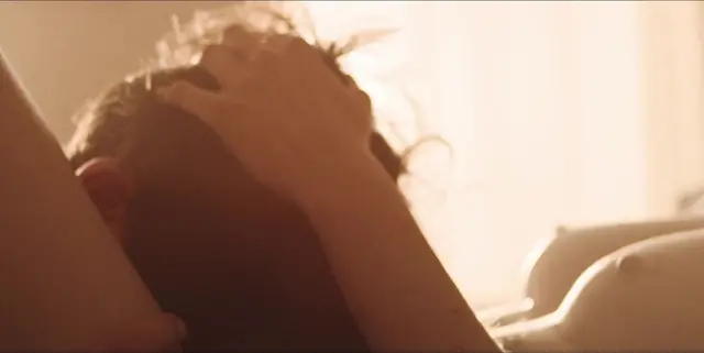 Michelle Williams nude, Jenny Slate sexy - Dying for Sex (2025)