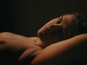 Elsa Langnase nude – Nr. 47 s01e01,e03 (2018)