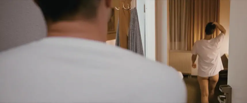 Anne Düe nude – Schlussklappe (2022)