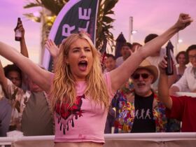 Emma Roberts sexy – Space Cadet (2024)