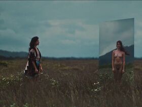Bruna Valenttini nude – Diana (2017)
