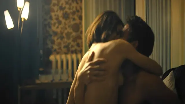 Margot Bancilhon nude – Trauma s01 (2019)