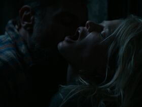 Mélanie Thierry sexy – Suddenly (Soudain seuls) (2023)