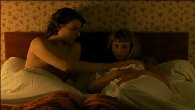 Cecile de France nude – Every Night (Toutes les nuits) (2001)