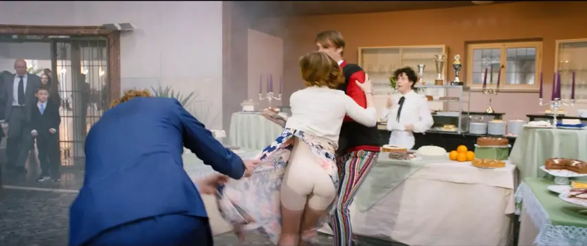 Maja Beckmann sexy – Unheimlich perfekte Freunde (2019)