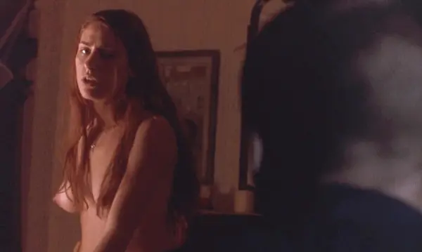 Summer Phoenix nude - The Believer (2001)