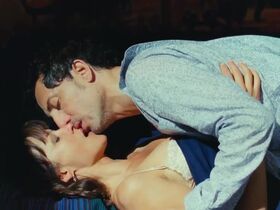 Sophie Marceau sexy - Un Bonheur n'arrive jamais seul (2012)
