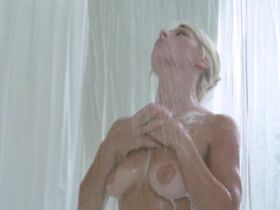 Anne Pouchie nude - The Strange Vice of Mrs. Wardh (1971)