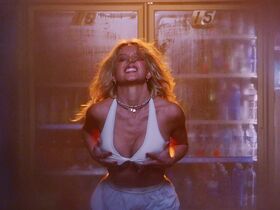 Sydney Sweeney sexy - SYRN lingerie (2026) #2